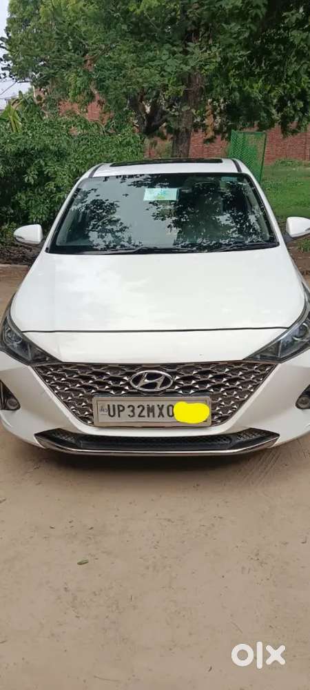 2022 Modal Hyundai Varna Car