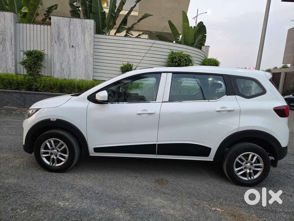 Renault Triber Rxl, 2020, Petrol