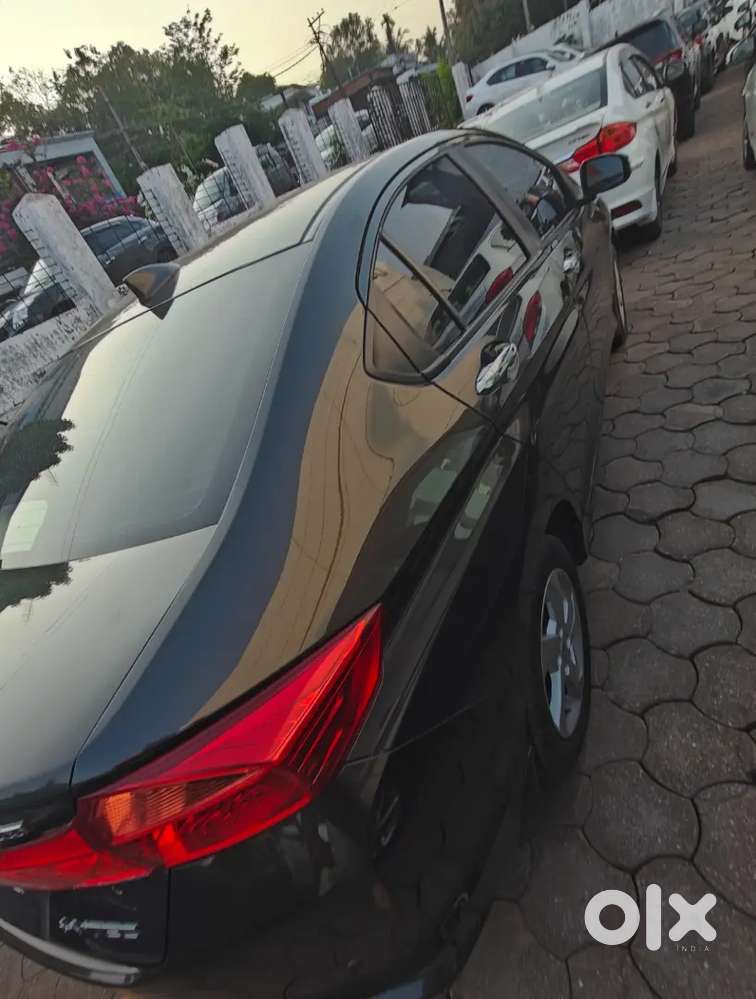 Honda City 1.5 Vx Petrol 2015