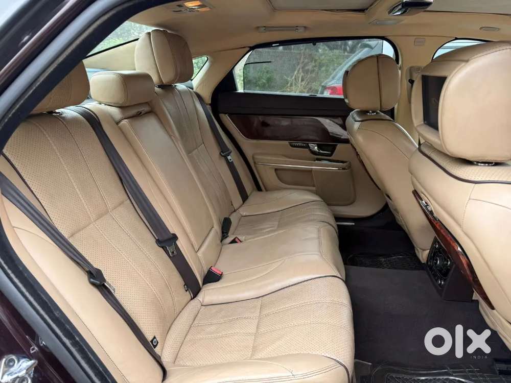 Jaguar Xj 2012 Diesel 60000 Km Driven