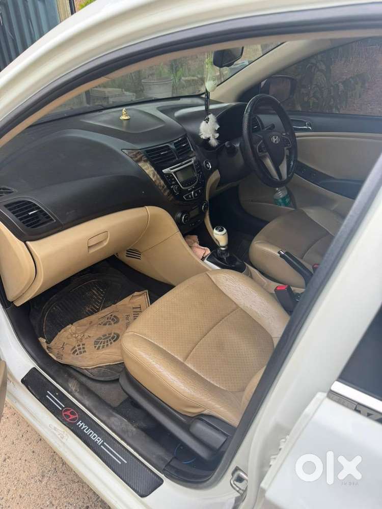 Hyundai Petrol Car 2012