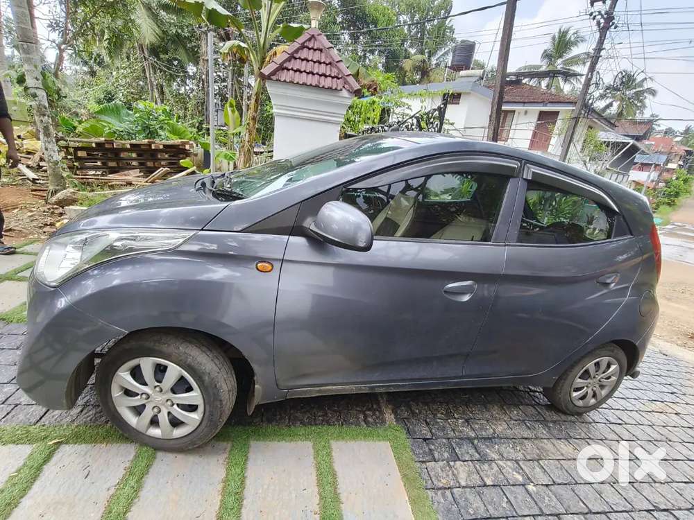 Hyundai Eon Sportz 2011
