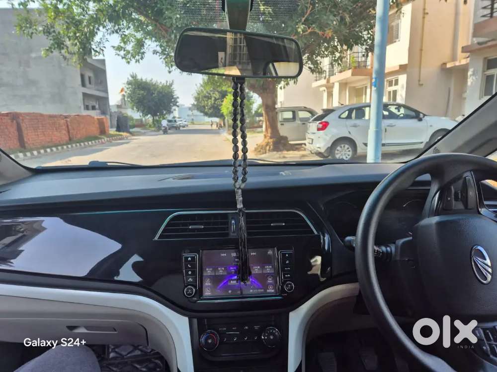 Mahindra Marazzo M6 Diesel 2018