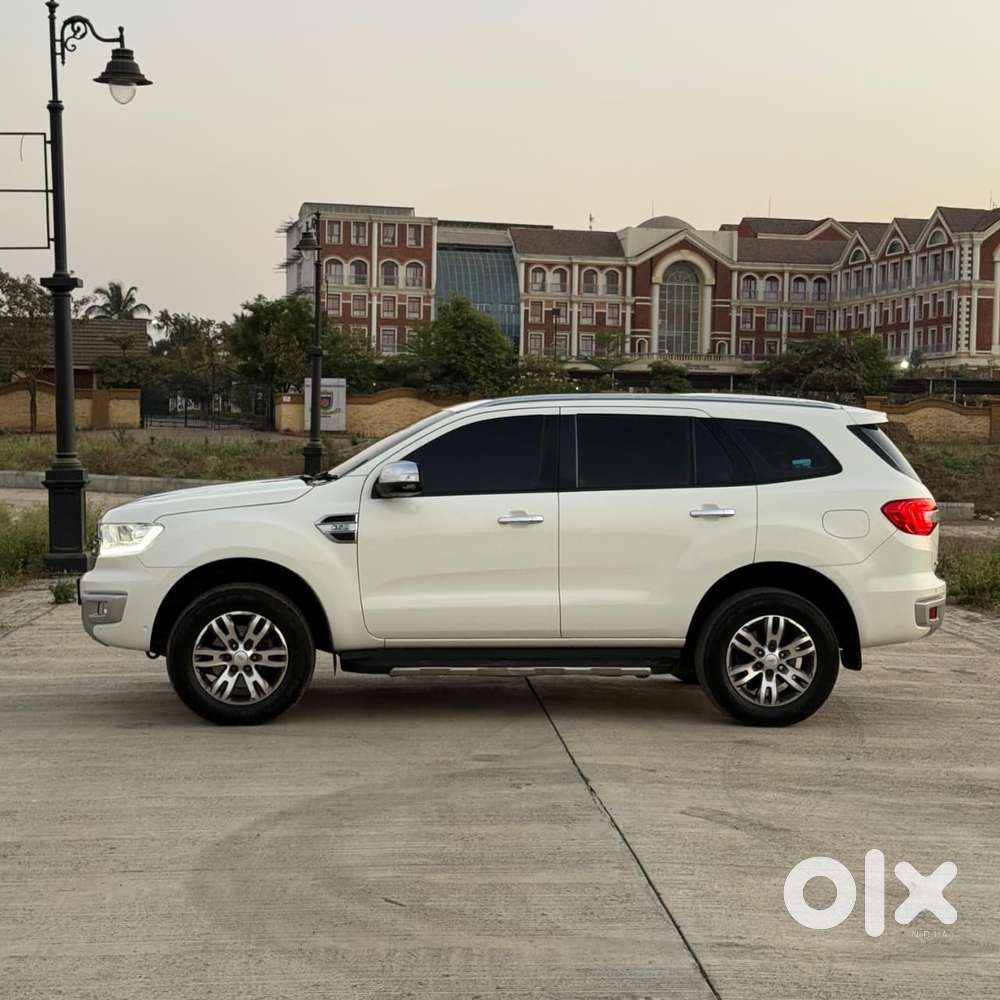 Ford Endeavour 3.2 Titanium At 4x4, 2017