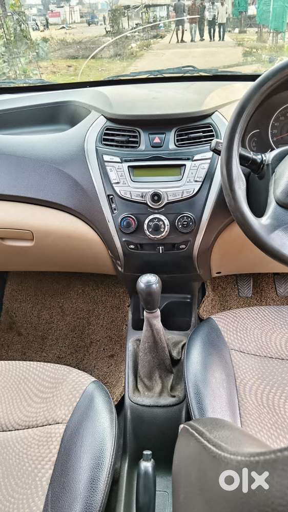 Hyundai Eon Magna +, 2017, Petrol