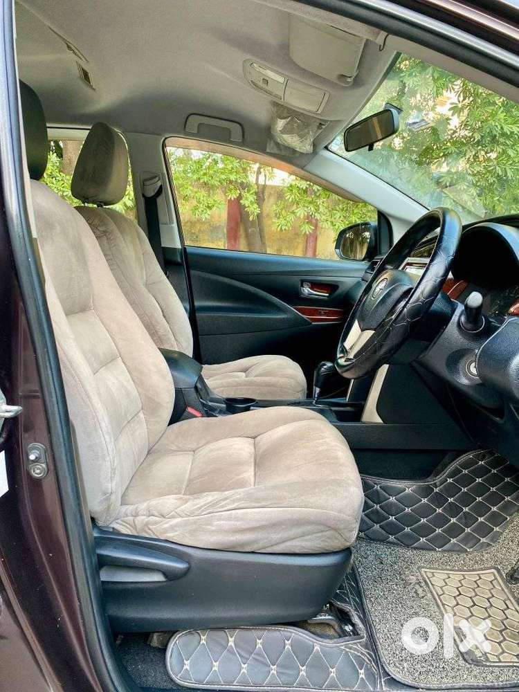 Toyota Innova Crysta 2.8 Gx At, 2017, Diesel