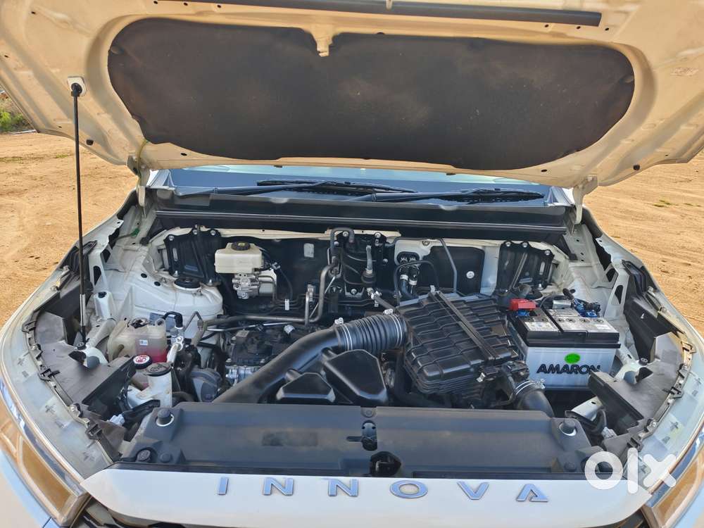 Toyota Innova Hycross 2.0 Vx Hybrid 7 Str, 2024, Petrol