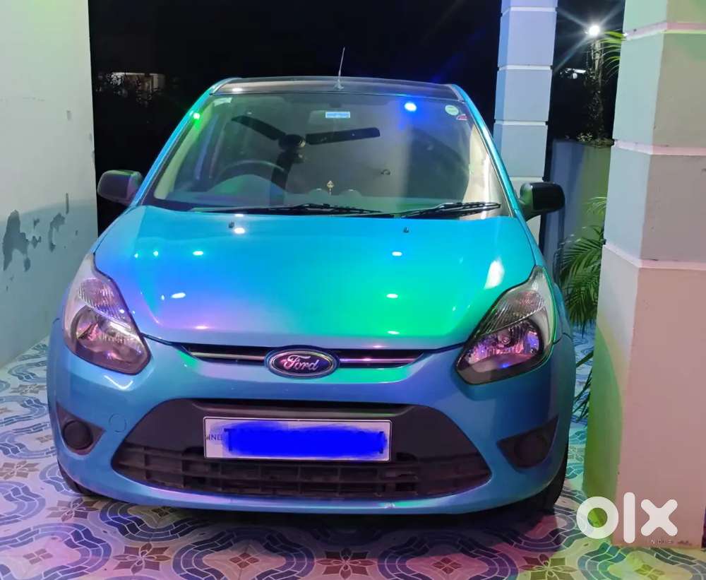 Ford Figo Diesel Zxi 2012