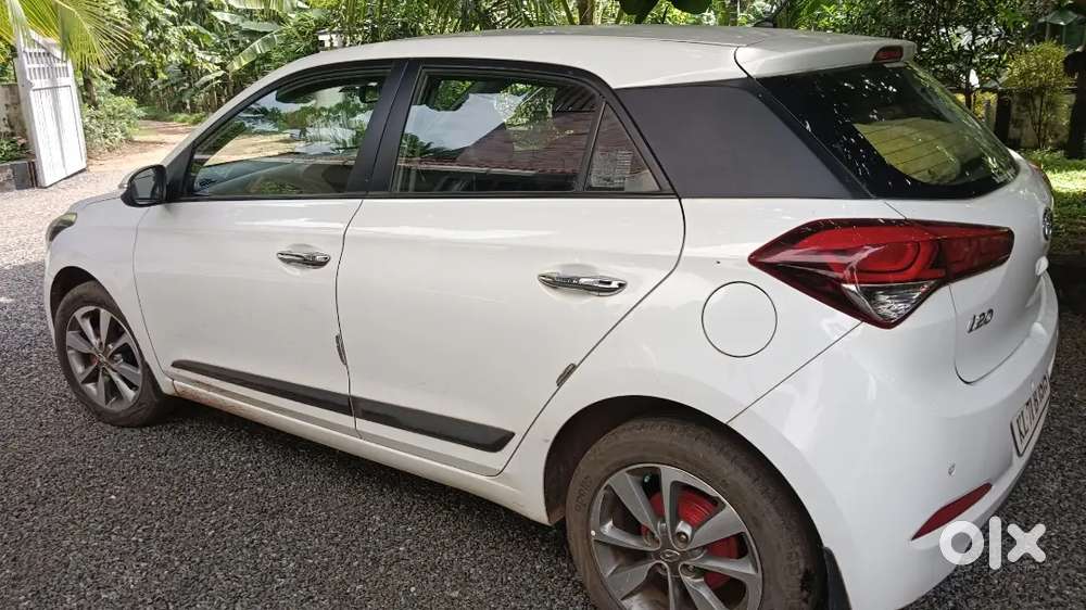 Hyundai Elite I20 2015 Diesel 114000 Km Driven