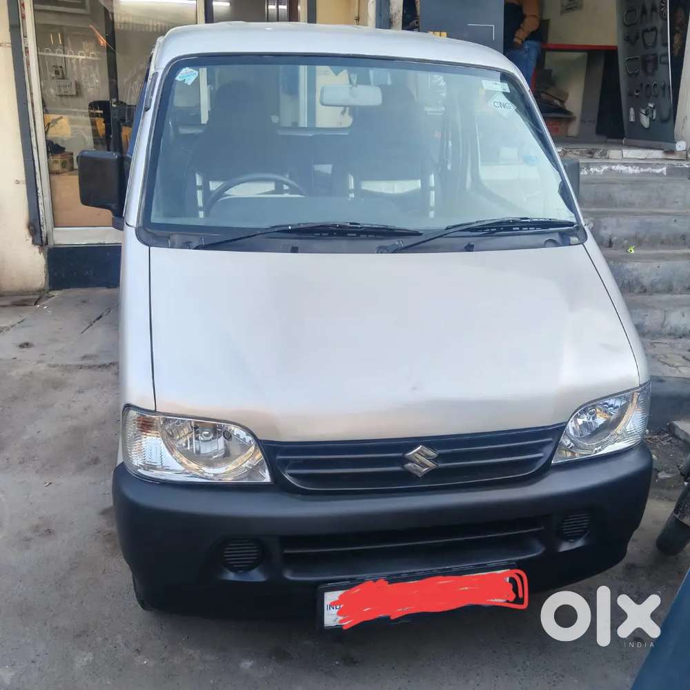 Maruti Suzuki Eeco 08112016 Cng & Hybrids 72000 Km Driven