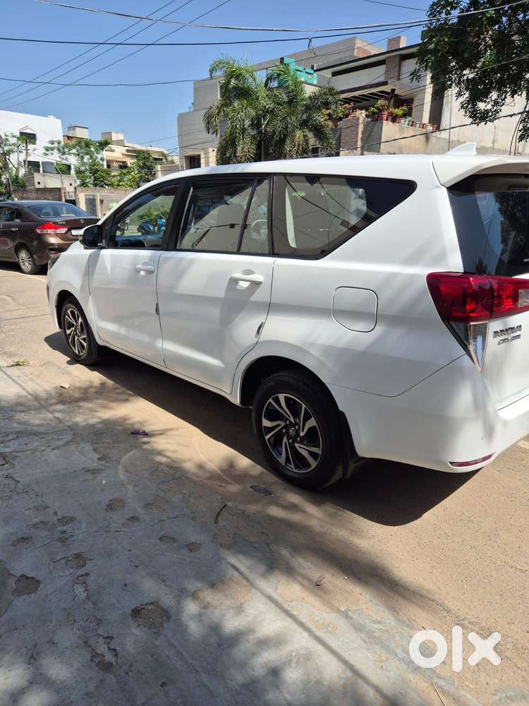 Toyota Innova Crysta [2020-ongoing] 2.4 Gx At 7 Str, 2022, Petrol