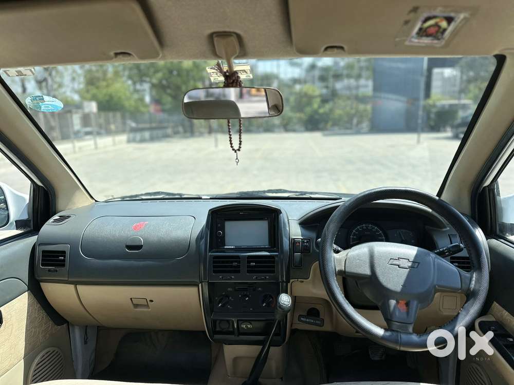 Chevrolet Tavera Neo Ls B4 - 7 Seats Bsiii, 2016, Diesel