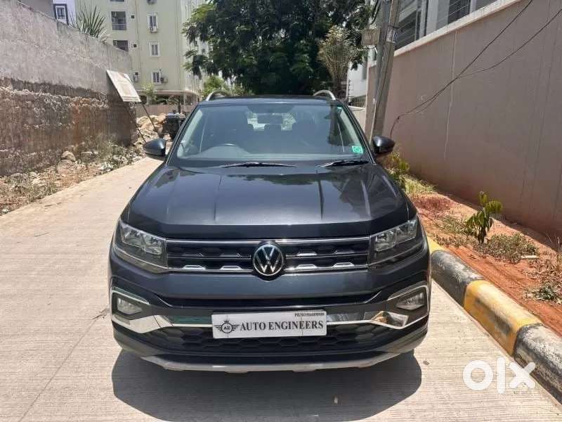 Volkswagen Taigun 1.0 Tsi Highline At, 2022, Petrol