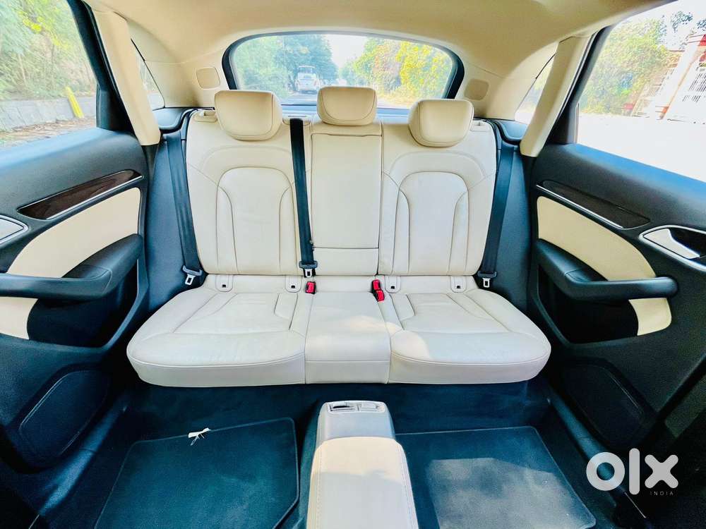 Audi Q3 40 Tfsi Premium Plus, 2019, Petrol