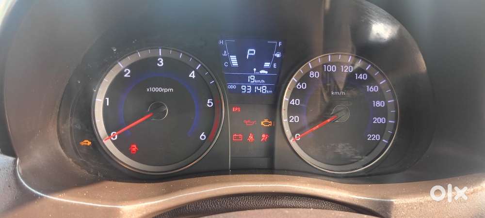 Hyundai Verna Fluidic 1.6 Crdi Sx Opt, 2011, Diesel