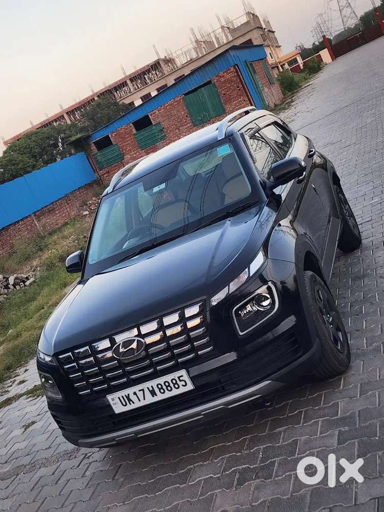 Hyundai Venue Sx Push Button Stat Dono Chabi Full Insurance Sunroof