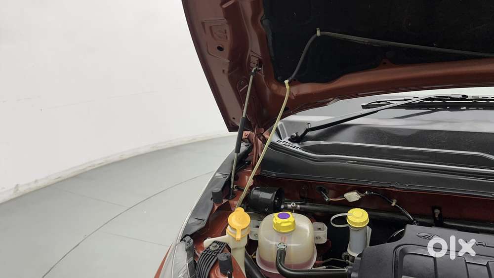 Mahindra Kuv 100 2016-2017 Mfalcon G80 K6 5str, 2016, Petrol
