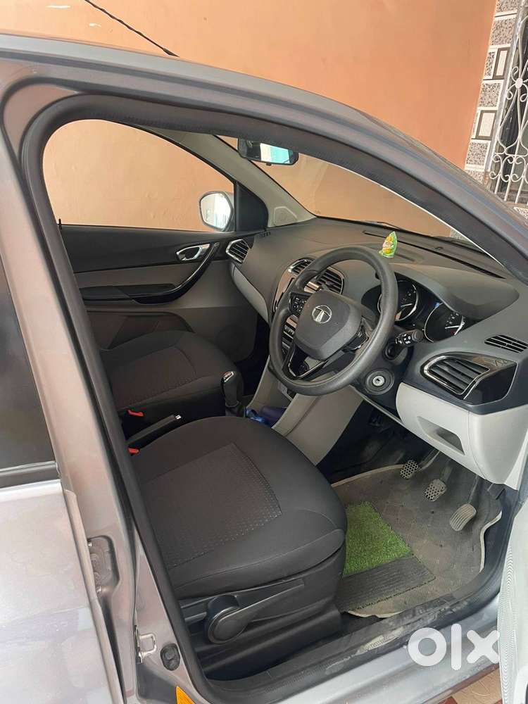 Tata Tiago Xz+ Dt Top Model Petrol