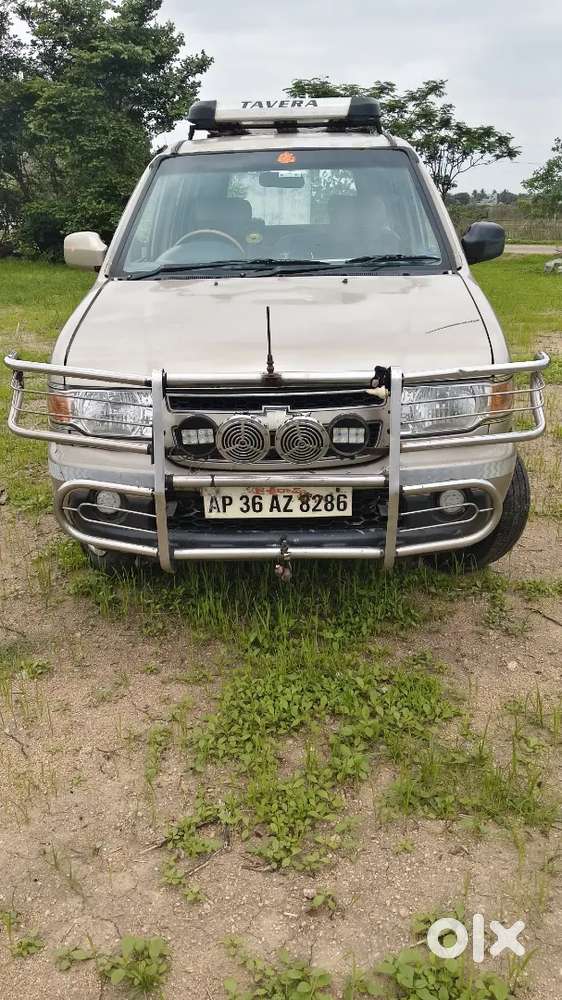 Chevrolet Tavera Neo 2014