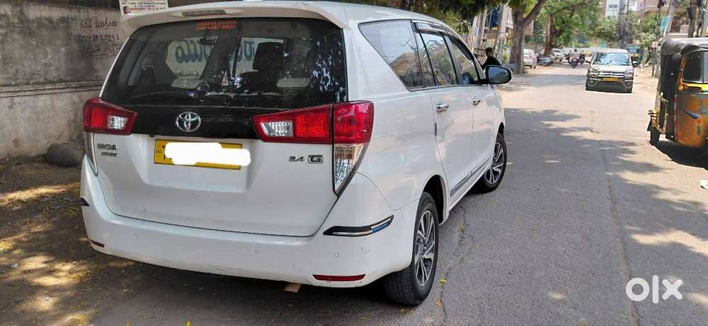Toyota Innova Crysta 2.4 Gx Limited Edition 8 Str, 2024, Diesel