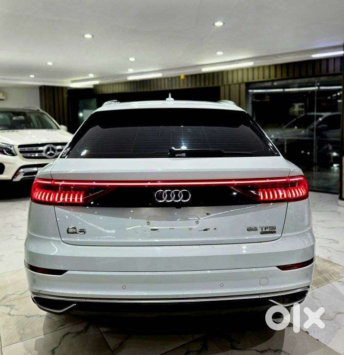 Audi Q8 Limited Edition, 2021, Petrol
