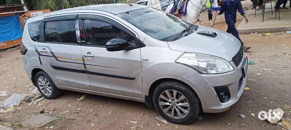 Maruti Suzuki Ertiga 2014 Diesel 148000 Km Driven New Battery New Tyre