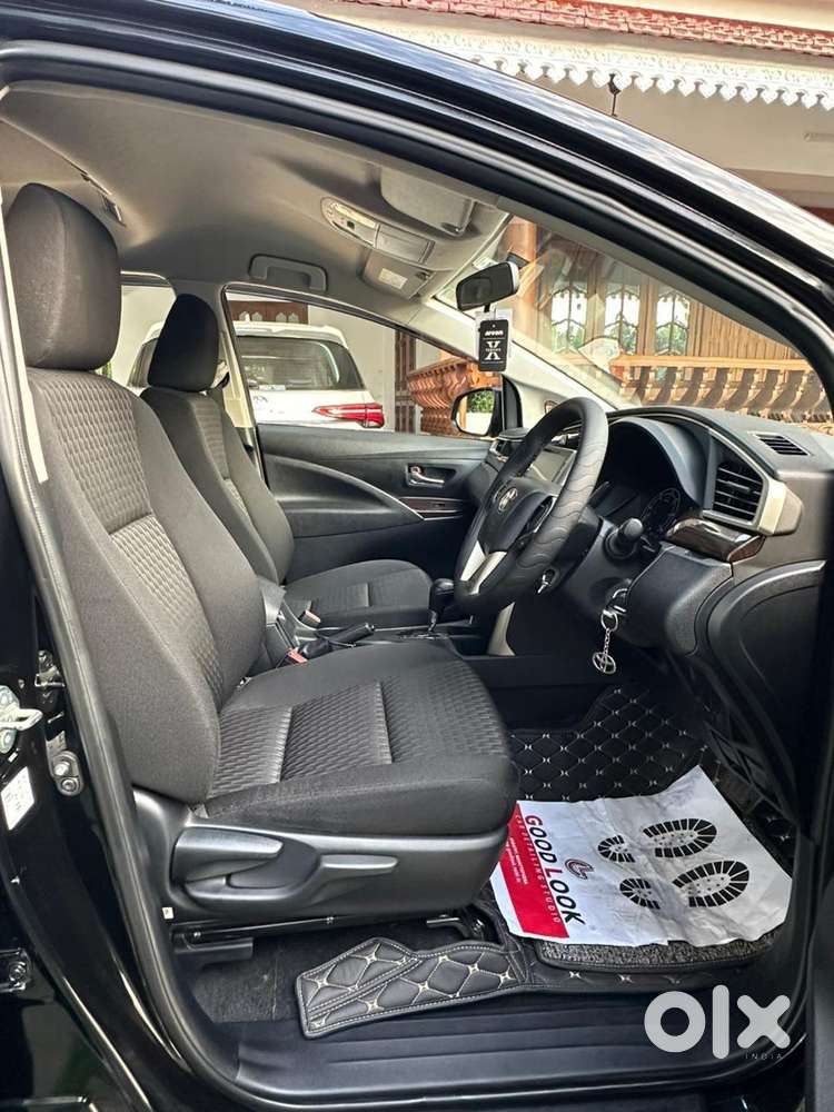 Toyota Innova Crysta 2.7 Gx At 8s, 2021