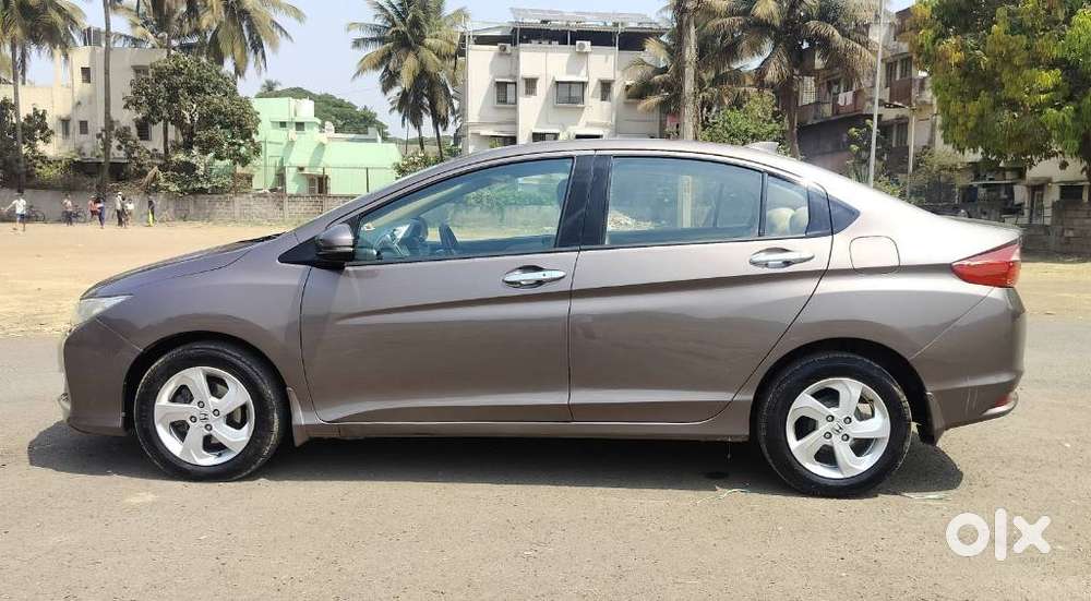 Honda City V Mt Sunroof, 2015, Diesel