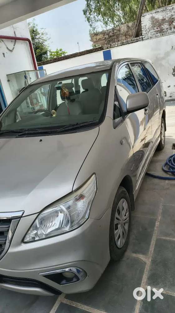 Toyota Innova 2014 Diesel Well Maintained