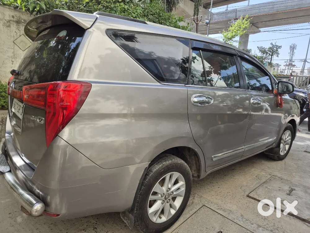 Toyota Innova Crysta 2016 Diesel 151635 Km Driven