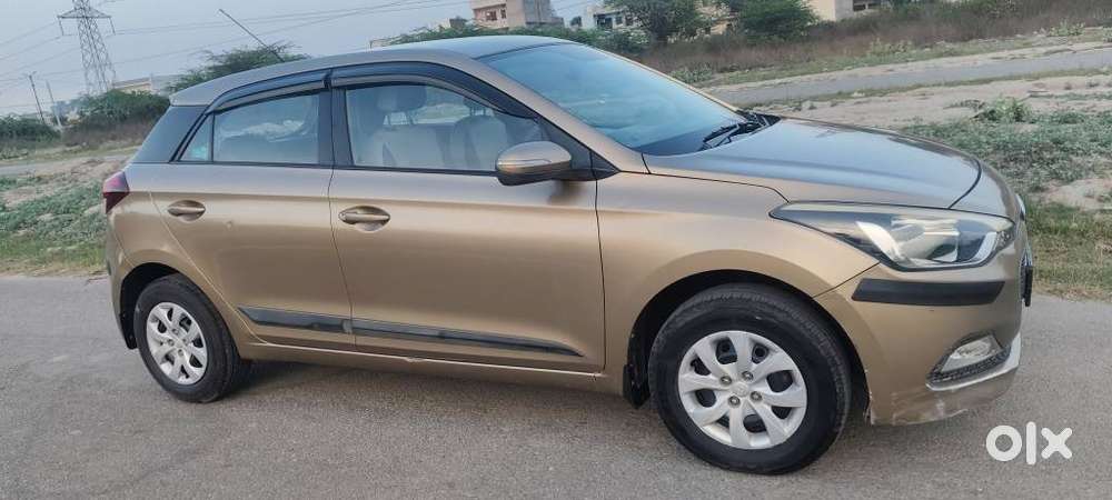 Hyundai Elite I20 Sportz (o) 1.2, 2014, Petrol