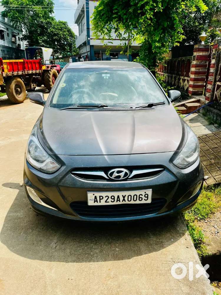 Hyundai Verna Sx 2012