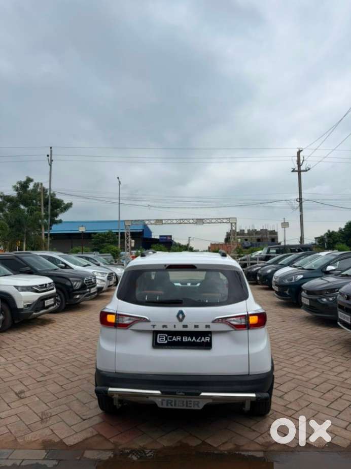 Renault Triber Rxz, 2021, Petrol
