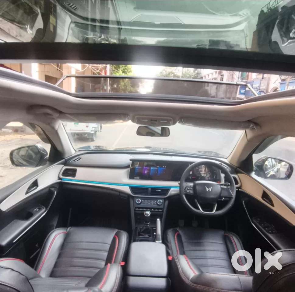 Mahindra Xuv700 2.2 Ax 5 Diesel Mt 7 Str, 2023, Diesel