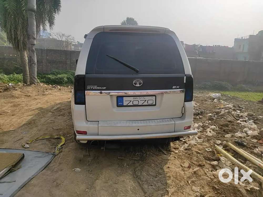 Tata Safari Storme 2014 Diesel Well Maintained