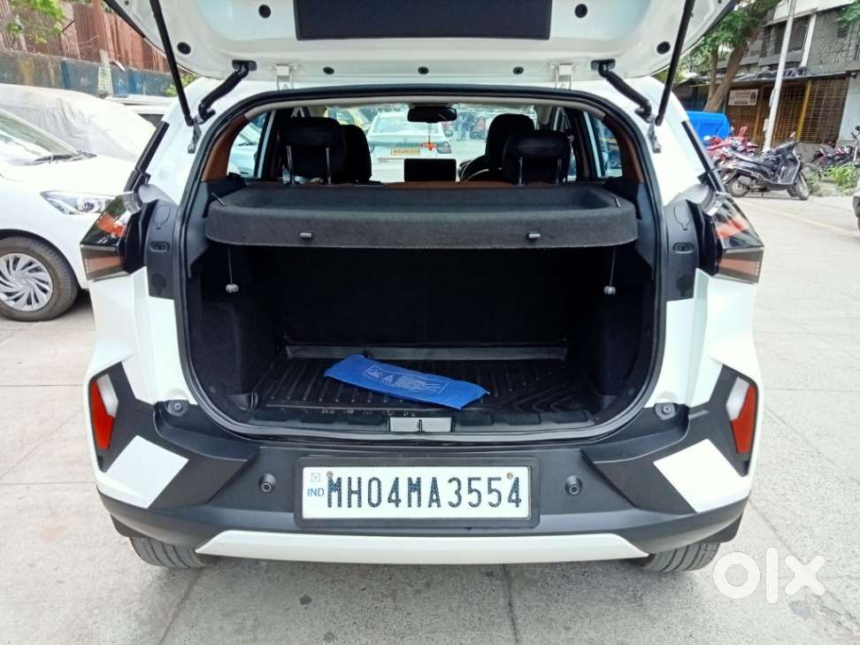Tata Nexon Creative Plus 1.2 Revotron Petrol 6 Amt, 2024, Petrol