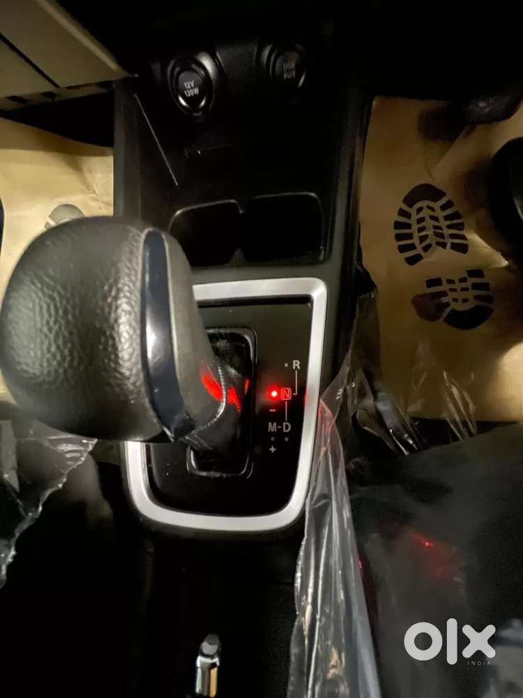 Maruti Suzuki Swift Vxi, 2021, Petrol