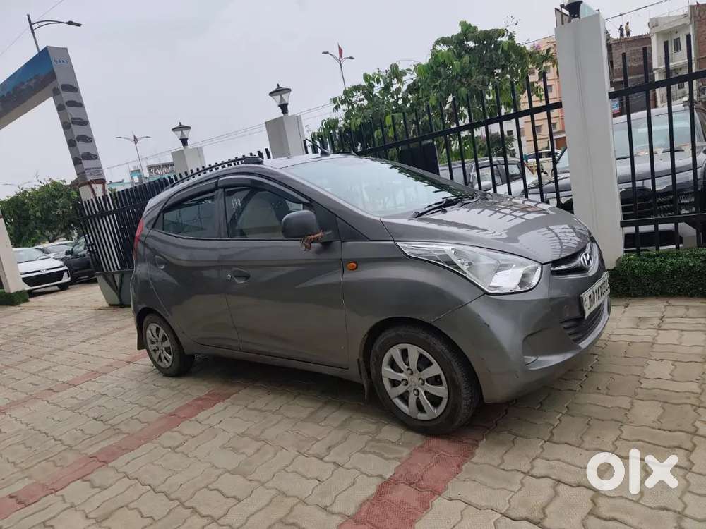 Hyundai Eon Magna+ 2012 Petrol