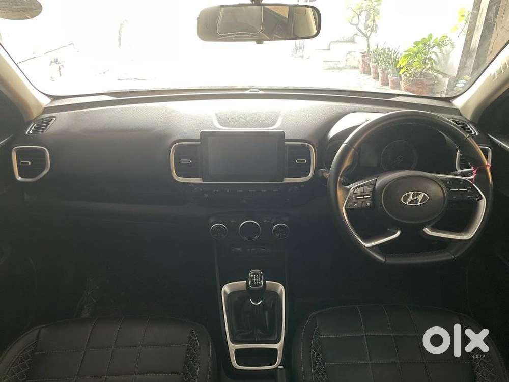 Hyundai Venue Sx (o) Mt 1.5 Diesel, 2021, Diesel