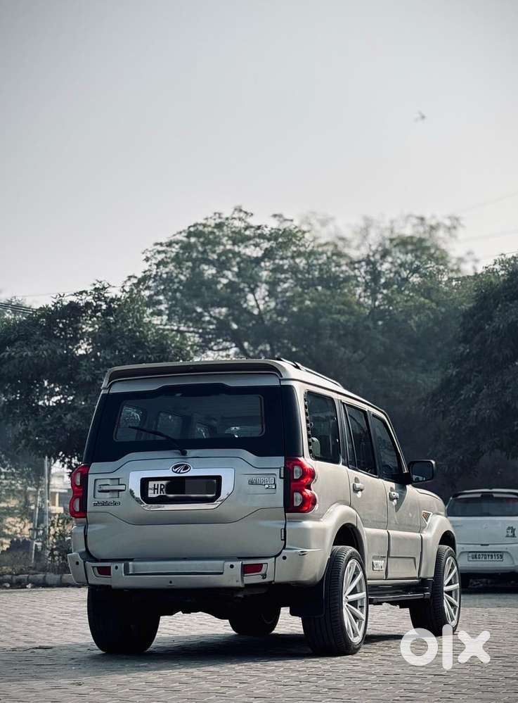 Mahindra Scorpio S6 Plus, 2015, Diesel