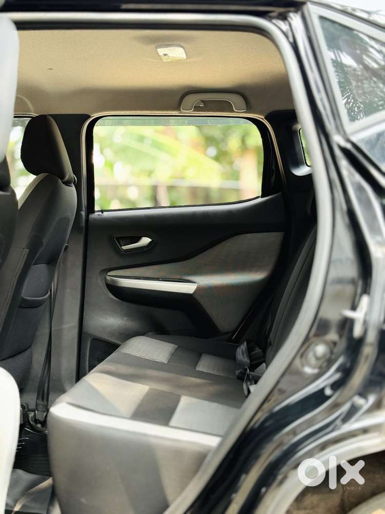 Nissan Magnite 1.0 Xv, 2023, Petrol