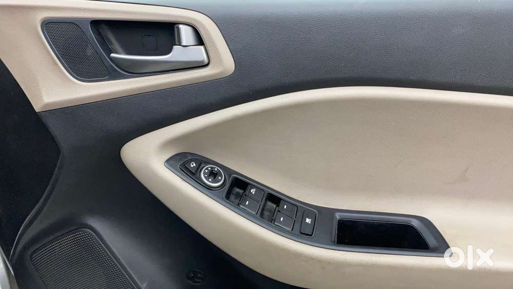 Hyundai Elite I20 Sportz (o) 1.2, 2015, Petrol