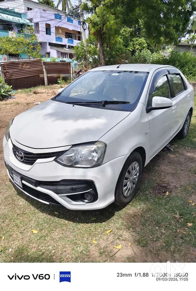 Toyota Etios Gd Platinum 2017 1st Owner Very Good Condition