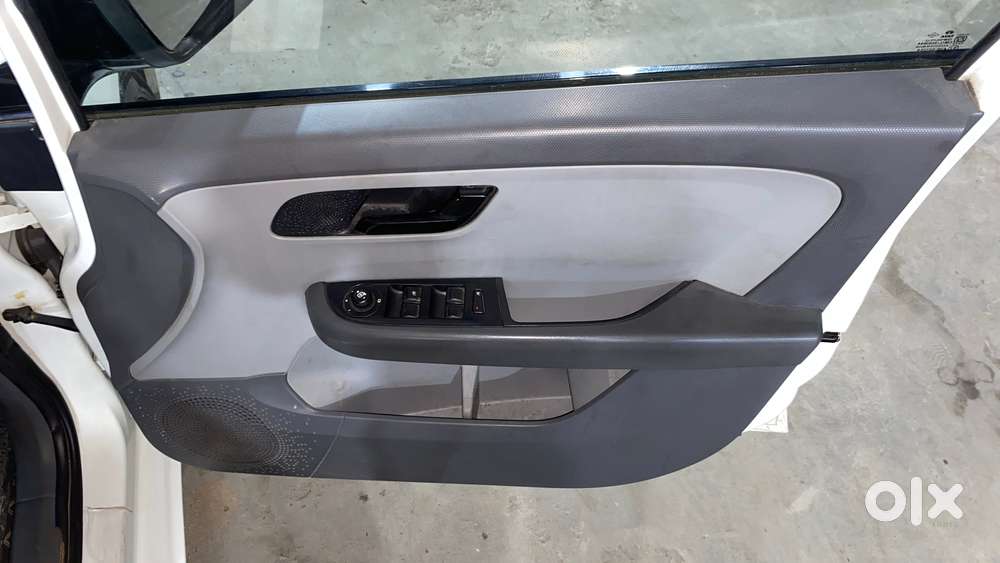 Tata Altroz 1.2 Xt, 2021, Petrol