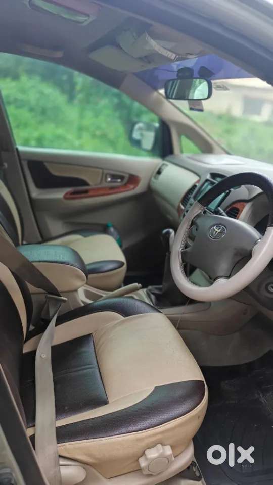 Toyota Innova 2.5 V 8 Str, 2008, Diesel