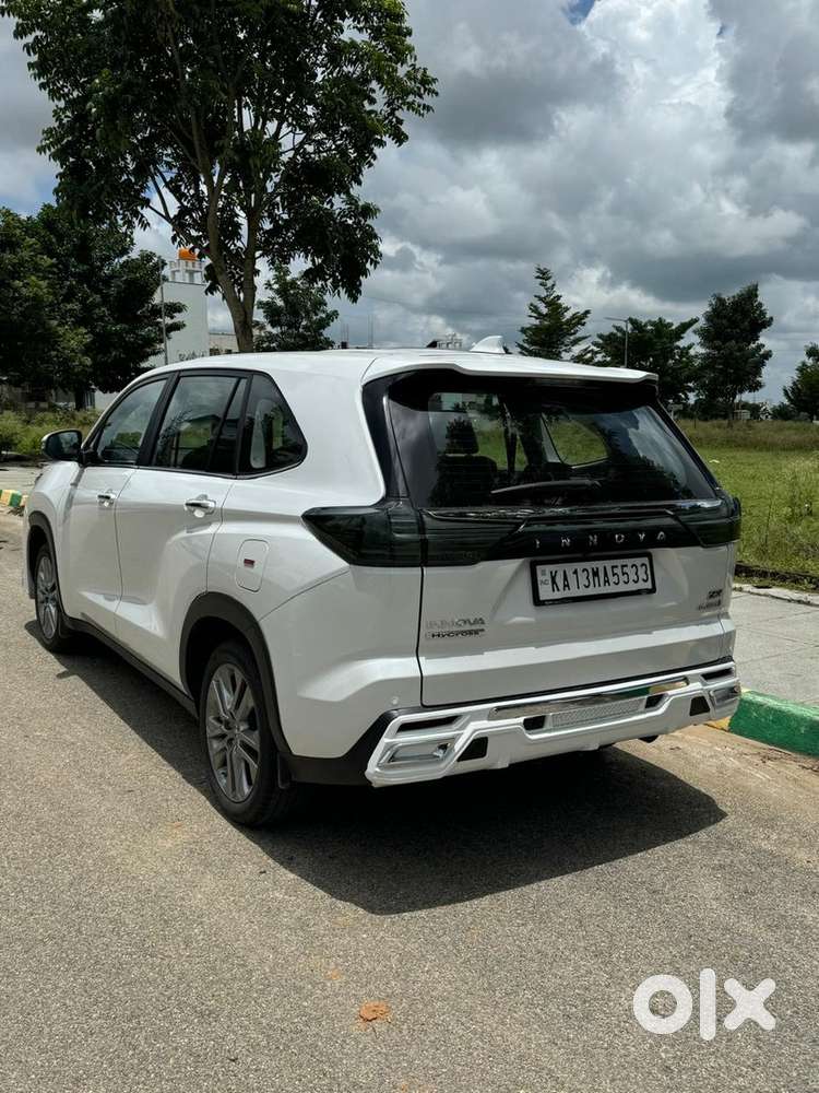 Toyota Innova Hycross Good Condition