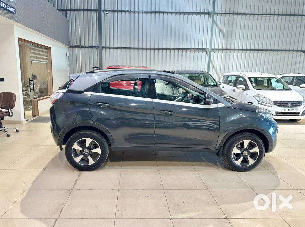 Tata Nexon 1.2 Revotron Xza Plus, 2019, Petrol