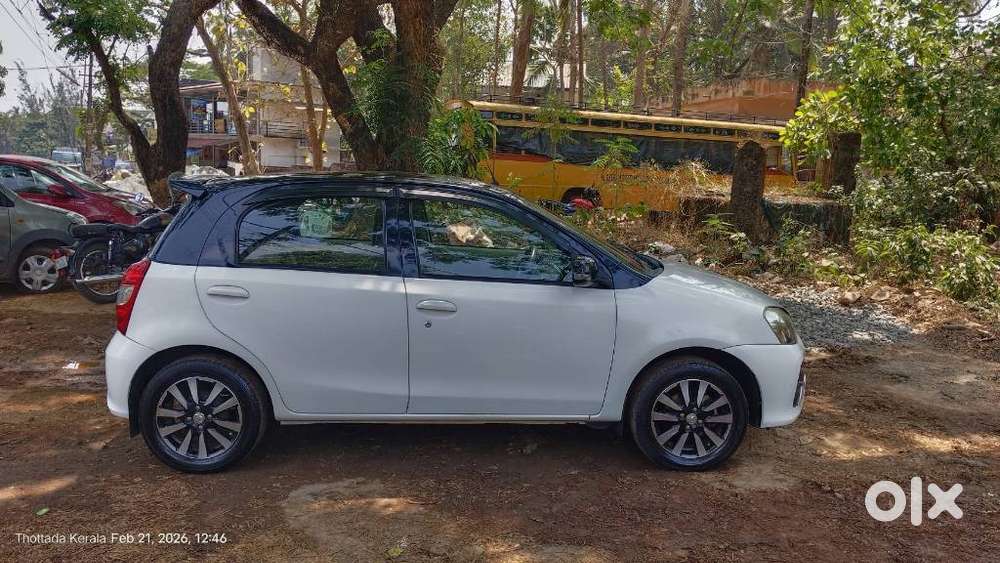 Toyota Etios Liva 2014-2016 V, 2018, Petrol