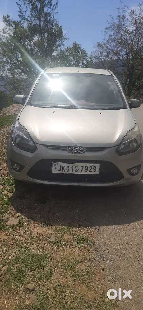 Ford Figo 2012 Petrol 82000 Km Driven