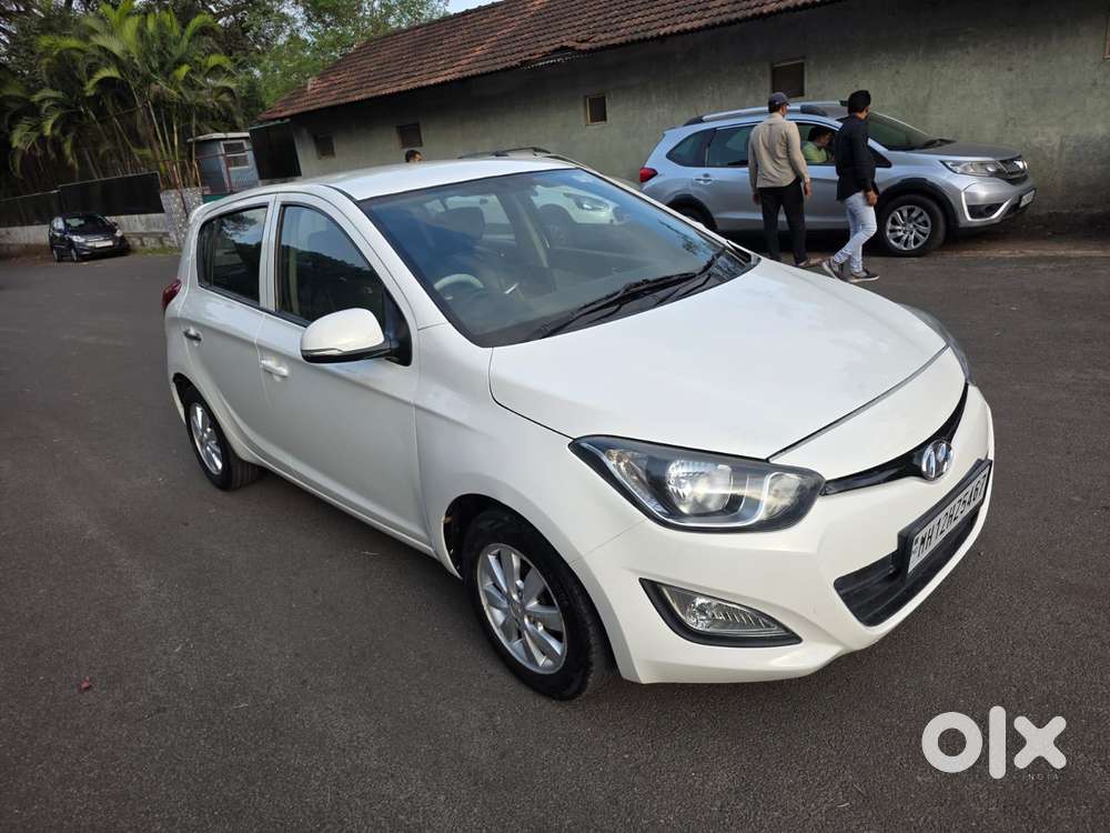 Hyundai I20 Asta 1.4 Crdi With Avn 6 Speed, 2012, Diesel